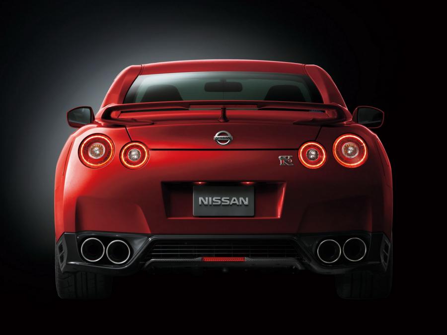  Nissan GT-R 2013 года  (JP) (фото 11 из 16)